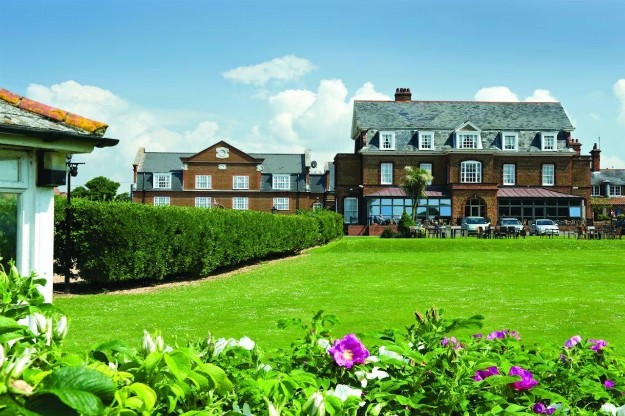 Old Hunstanton Le Strange Arms Hotel Esterno foto